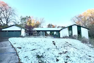 22 Dow Ct, Fairfield, OH 45014 - Photo 1