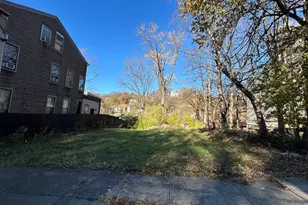 2147 Rice St, Cincinnati, OH 45214 - Photo 1