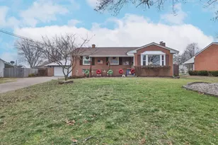 425 Clara Dr, Trenton, OH 45067 - Photo 1