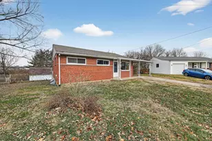 2195 Woodmere Ct, Green Township, OH 45238 - Photo 1
