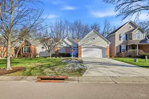 9498 Carriage Run Cir, Deerfield Township, OH 45140 - Photo 1