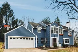 6966 Miami Bluff Dr, Mariemont, OH 45227 - Photo 1