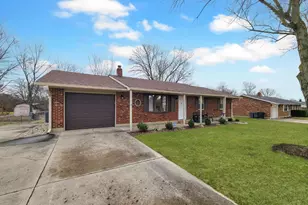 6148 Ivywood Dr, Fairfield Township, OH 45011 - Photo 1