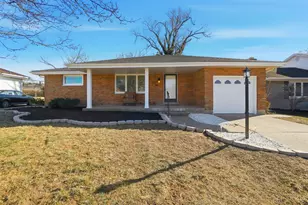 4030 Bedford Ave, Hamilton, OH 45015 - Photo 1