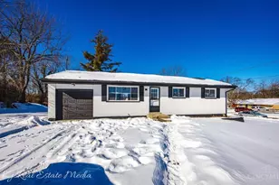 972 Glasgow Dr, Forest Park, OH 45240 - Photo 1