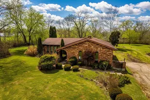 499 Cochran Rd, Hanover Township, OH 45013 - Photo 1