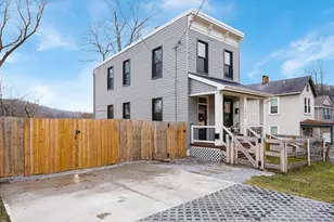 1949 Washburn St, Cincinnati, OH 45223 - Photo 1