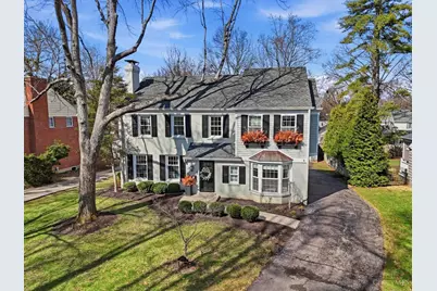 6710 Miami Bluff Drive, Mariemont, OH 45227 - Photo 1