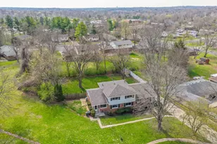 27 Blackwell Ct, Fairfield, OH 45014 - Photo 1