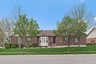 3302 Village Dr, Fairfield, OH 45014 - Photo 1