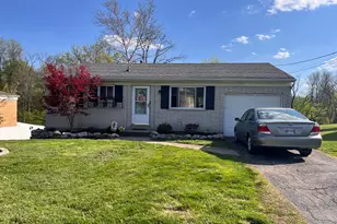7769 Jandaracres Dr, Miami Township, OH 45248 - Photo 1