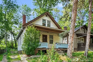 4403 Watterson St, Cincinnati, OH 45227 - Photo 1