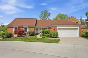 3040 Country Woods Ln, Green Township, OH 45248 - Photo 1