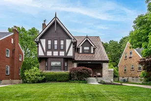 3846 Drakewood Dr, Cincinnati, OH 45209 - Photo 1
