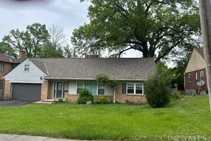 2656 Cedarbrook Dr, Golf Manor, OH 45237 - Photo 1