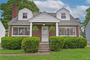 178 E Crest Dr, Reading, OH 45215 - Photo 1
