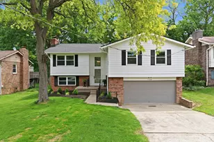 11662 Sharonwoods Ct, Cincinnati, OH 45241 - Photo 1