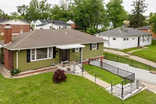 304 Fulton Ln, Middletown, OH 45044 - Photo 1