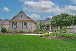 445 Ivy Trails Dr, Union Township, OH 45244 - Photo 1