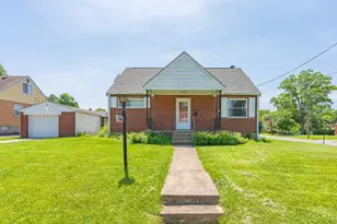 1114 Joetta Dr, Anderson Township, OH 45230 - Photo 1