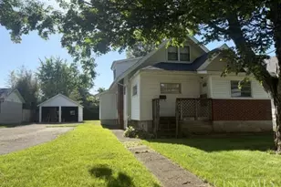7444 Bernard Ave, Cincinnati, OH 45231 - Photo 1