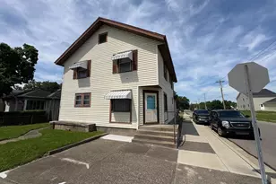 653 N E St, Hamilton, OH 45013 - Photo 1