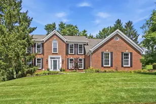 5924 Owl Nest Dr, West Chester, OH 45069 - Photo 1