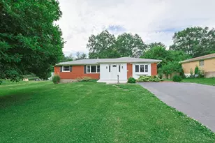 473 Breezy Ln, Union Township, OH 45244 - Photo 1
