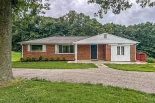 8667 Susanview Ln, Anderson Township, OH 45244 - Photo 1