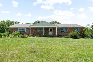 9334 Meadow Ridge Dr, West Chester, OH 45241 - Photo 1
