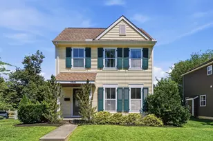 3846 Beech St, Mariemont, OH 45227 - Photo 1