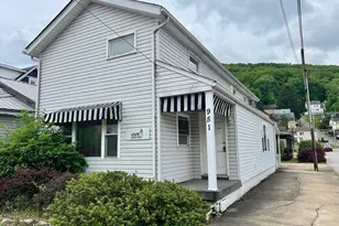 951 Buffalo St, Franklin, PA 16323 - Photo 1