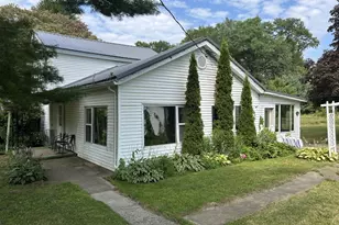 124 High St, Cooperstown, PA 16317 - Photo 2