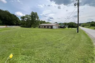 145/151 Sugarcreek Dr, Franklin, PA 16323 - Photo 1