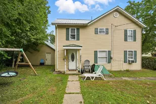 1401 Chestnut St, Franklin, PA 16323 - Photo 4