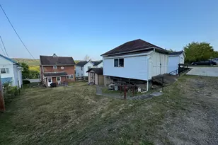 229 Hone Ave, Oil City, PA 16301 - Photo 6