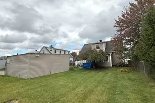 749 E 32nd St, Erie, PA 16504 - Photo 8