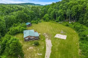 123 Hemlock Ln, Utica, PA 16362 - Photo 2