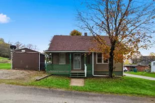 303 E Ross St, Worthington, PA 16262 - Photo 2