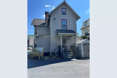 1412 Liberty St, Franklin, PA 16323 - Photo 2