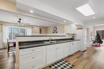 239 Parallel St, Pleasantville, PA 16341 - Photo 6