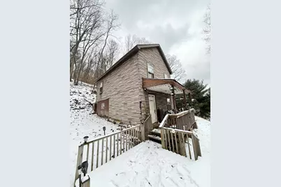 14 Dubbs St, Franklin, PA 16323 - Photo 4