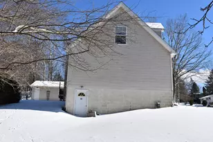 906 Erie St, Saegertown, PA 16433 - Photo 6