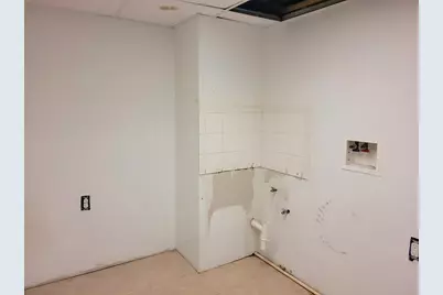 1310 South  Hermtitage Rd, Hermitage, PA 16148 - Photo 22