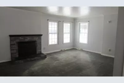 1310 South  Hermtitage Rd, Hermitage, PA 16148 - Photo 12