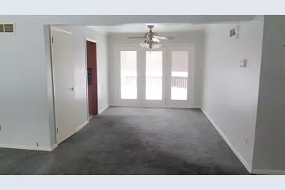 1310 South  Hermtitage Rd, Hermitage, PA 16148 - Photo 8