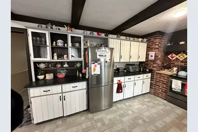 25 Park St, Franklin, PA 16323 - Photo 8