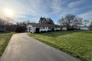 184 Roseland Ave, Seneca, PA 16346 - Photo 2