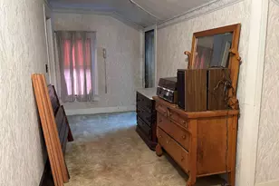 33282 N Main St, Townville, PA 16360 - Photo 28