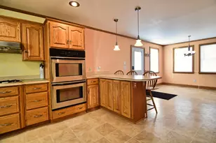 1142 Elk St, Franklin, PA 16323 - Photo 12